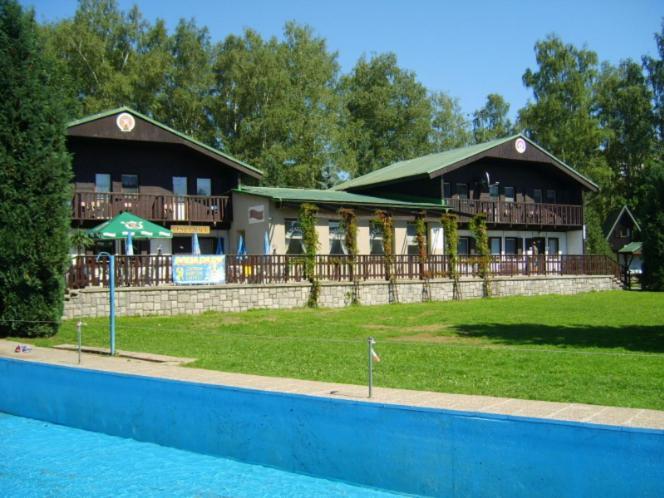 Hôtel Autokemp Liberec Extérieur photo